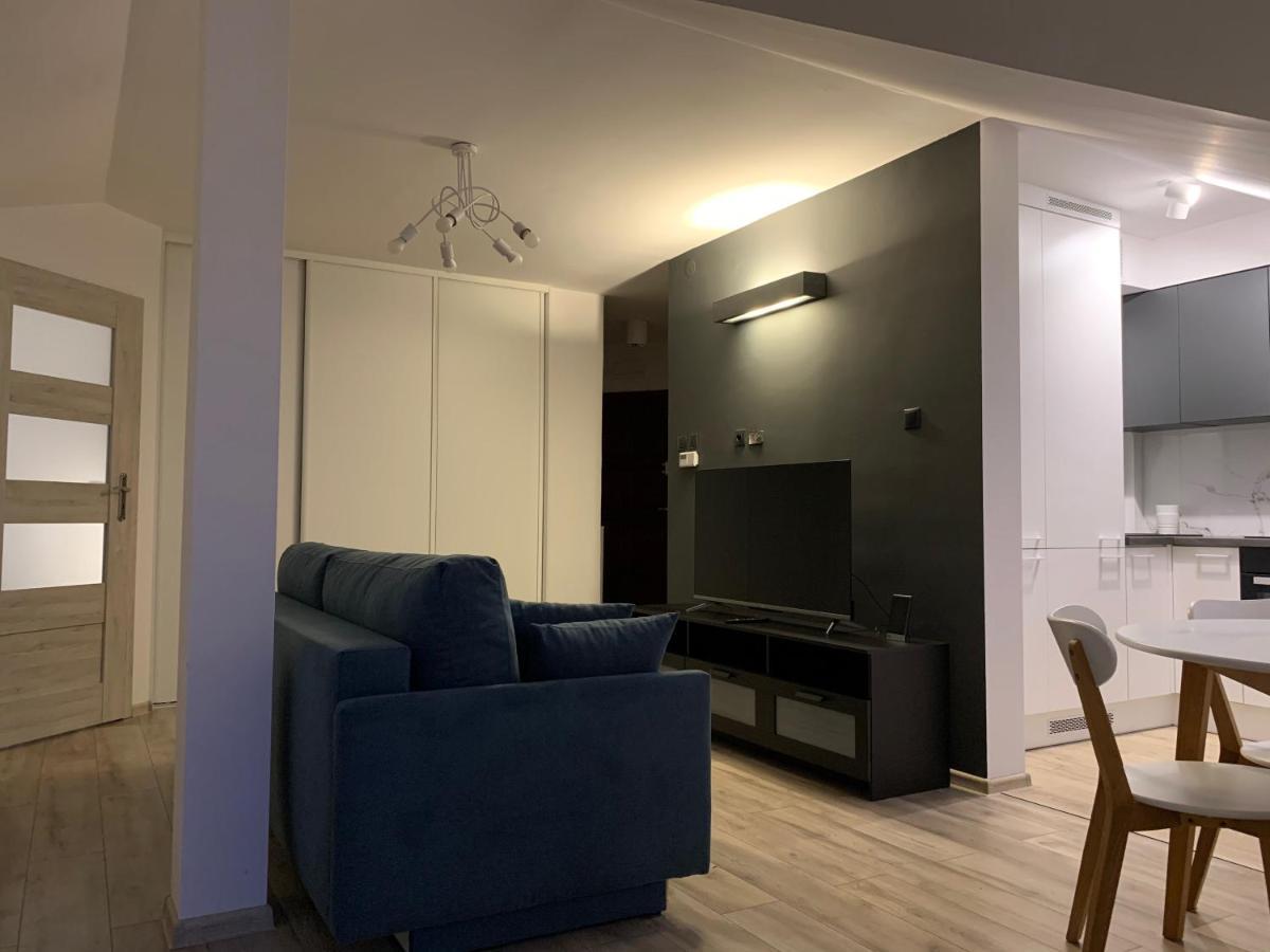 Appartamento Apartament Pod Gwiazdami Ostrów Wielkopolski Esterno foto