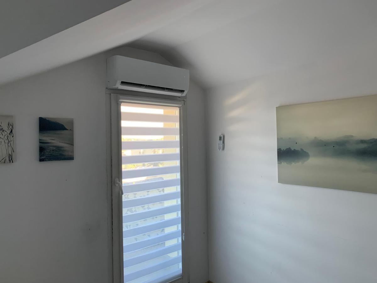 Appartamento Apartament Pod Gwiazdami Ostrów Wielkopolski Esterno foto